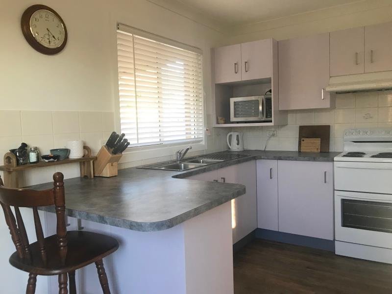 5 Cohen Street TAMWORTH 5