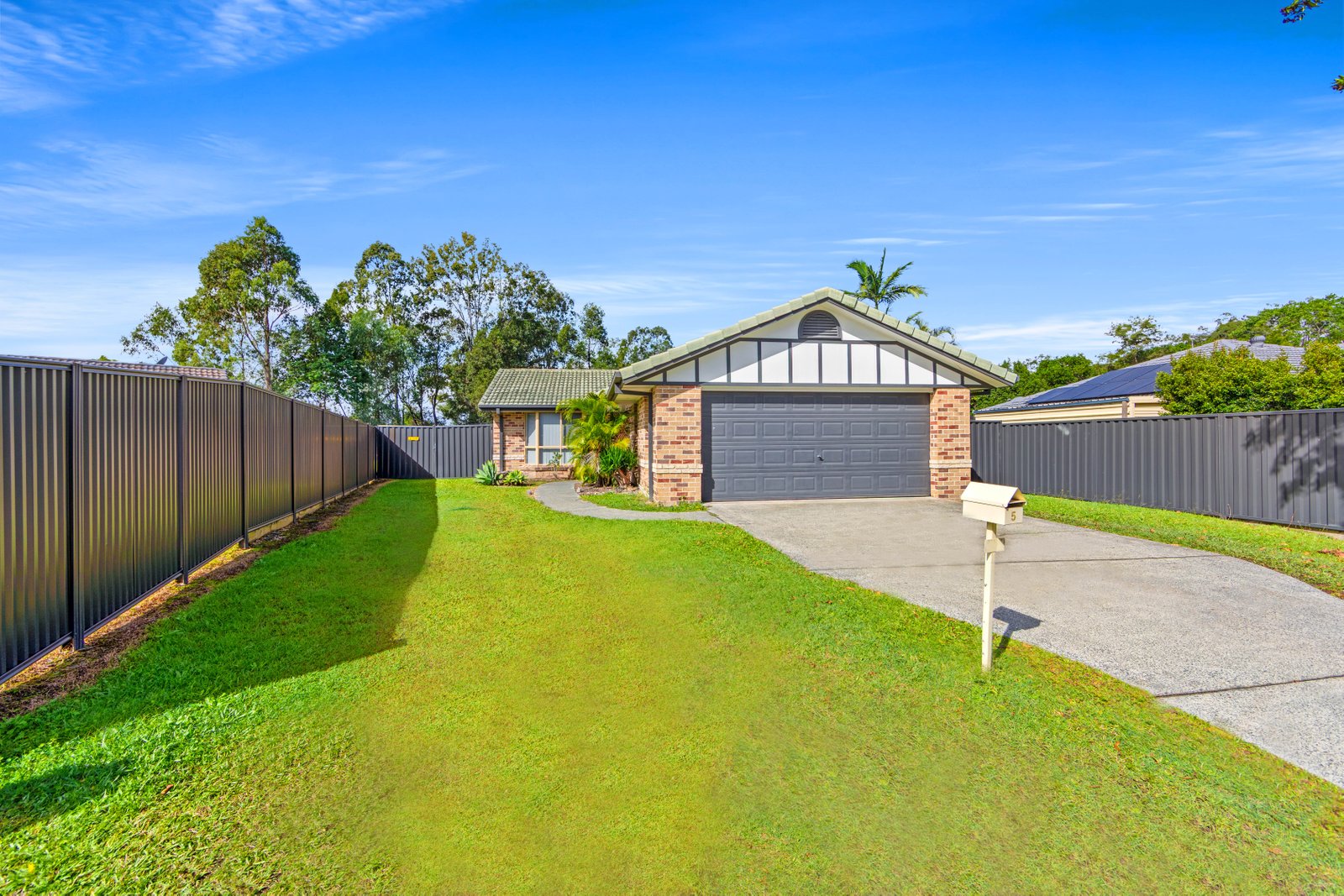 5 Comet Court MUDGEERABA 1