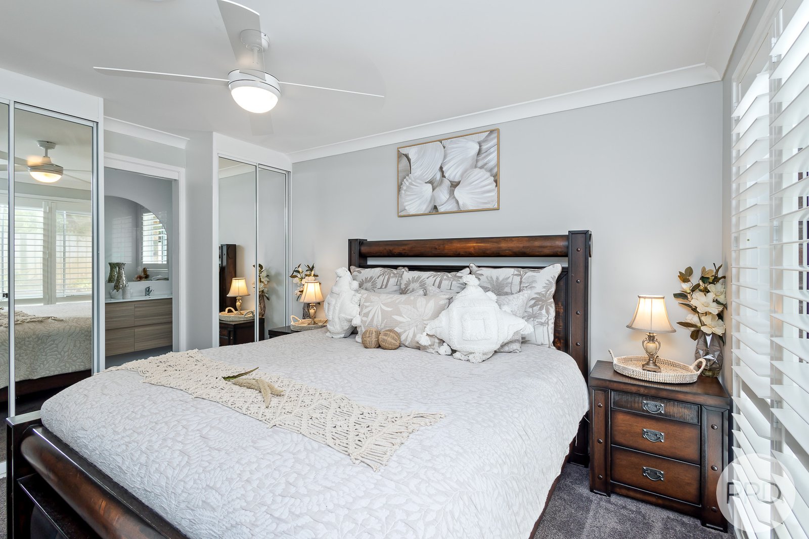 5 Compass Close SALAMANDER BAY 13