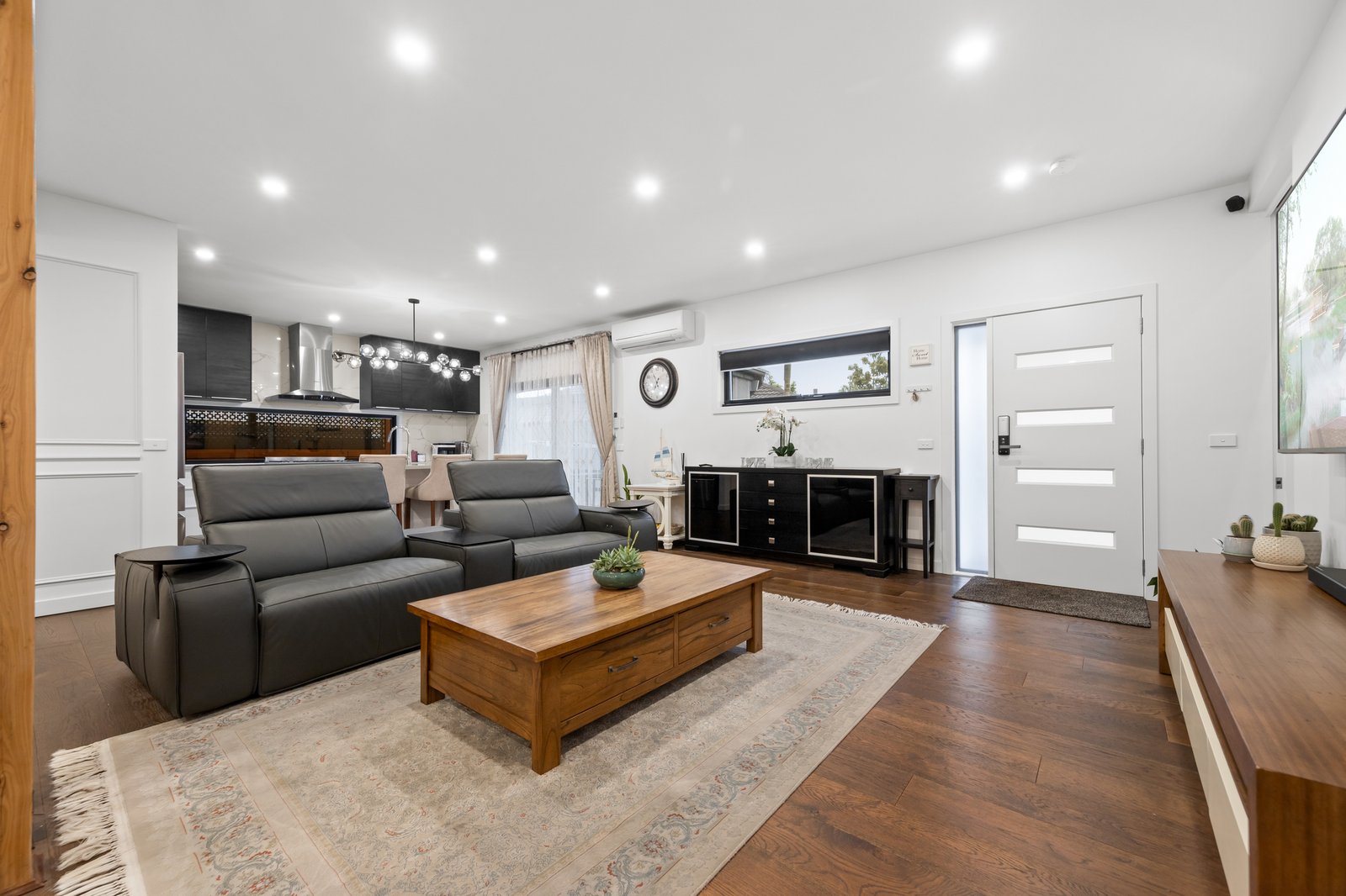 Gallery: 5 Conley Street