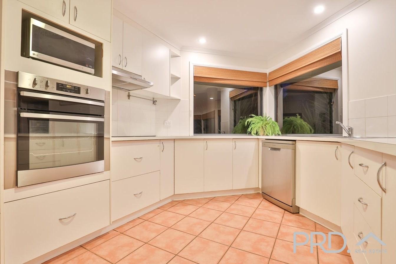 5 Coonawarra Close MILDURA 3