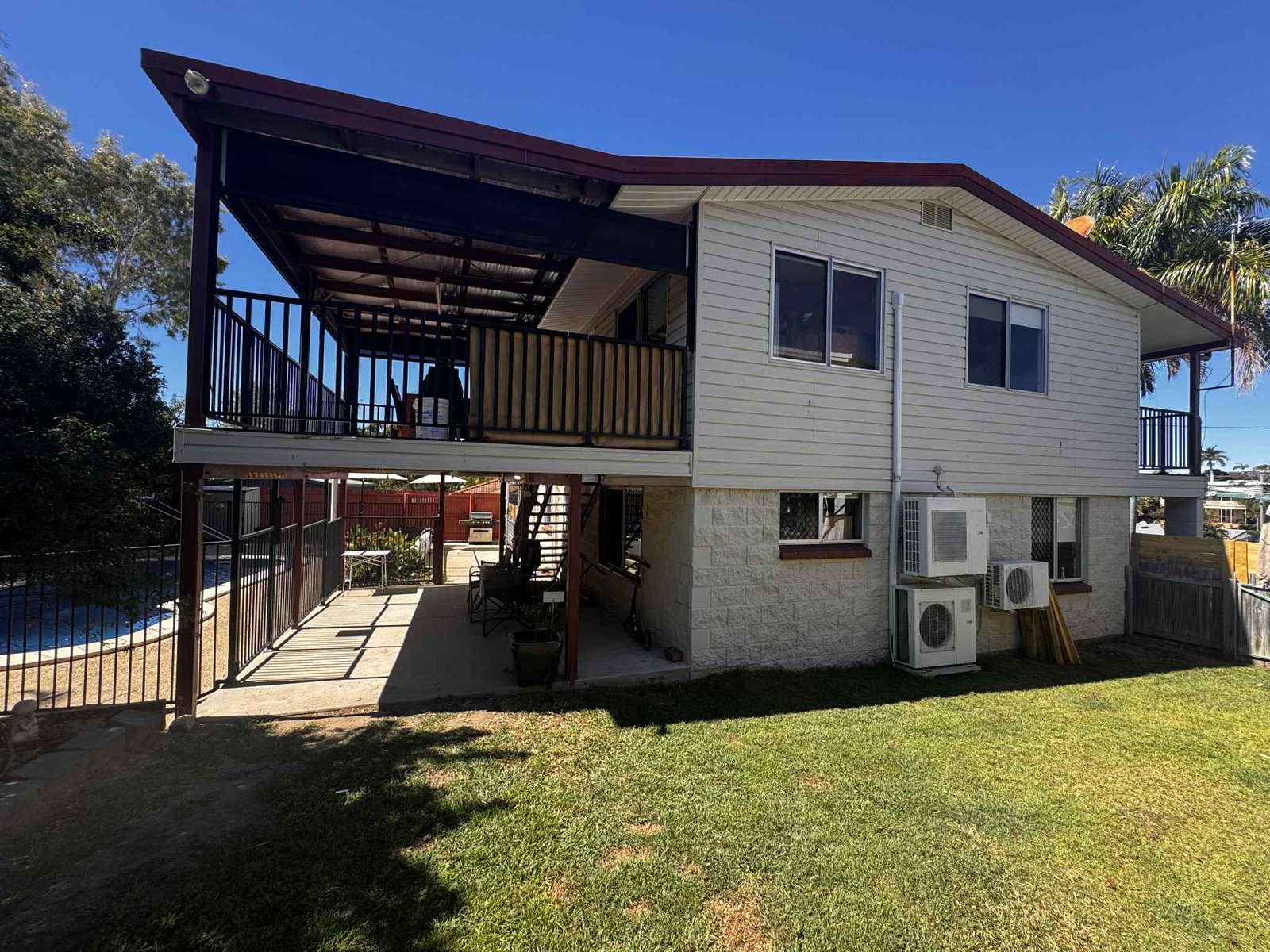 5 Corella Court BOYNE ISLAND 18