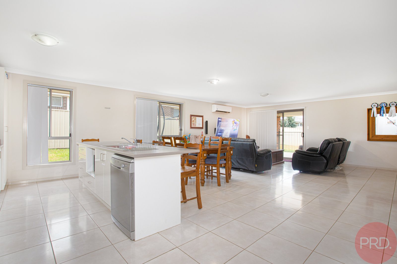 5 Cornwell Street THORNTON 2