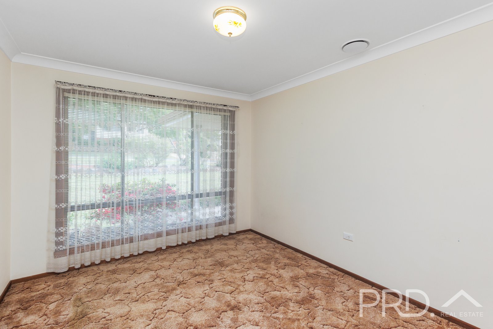 5 Corralyn Avenue BATLOW 10
