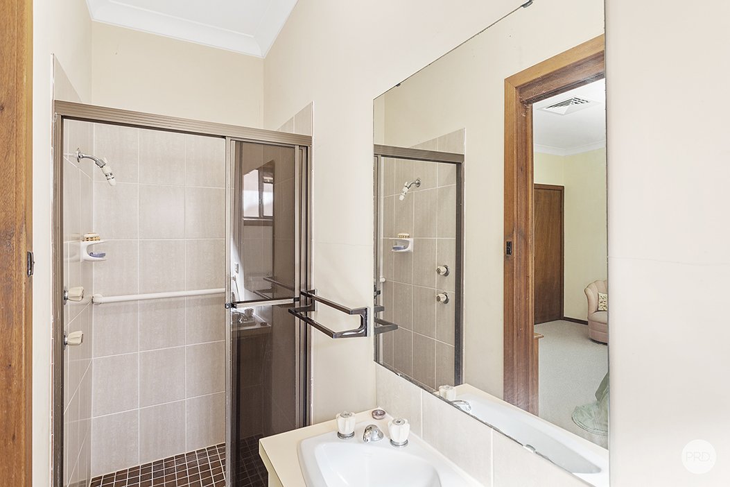 5 Corrie Parade CORLETTE 16