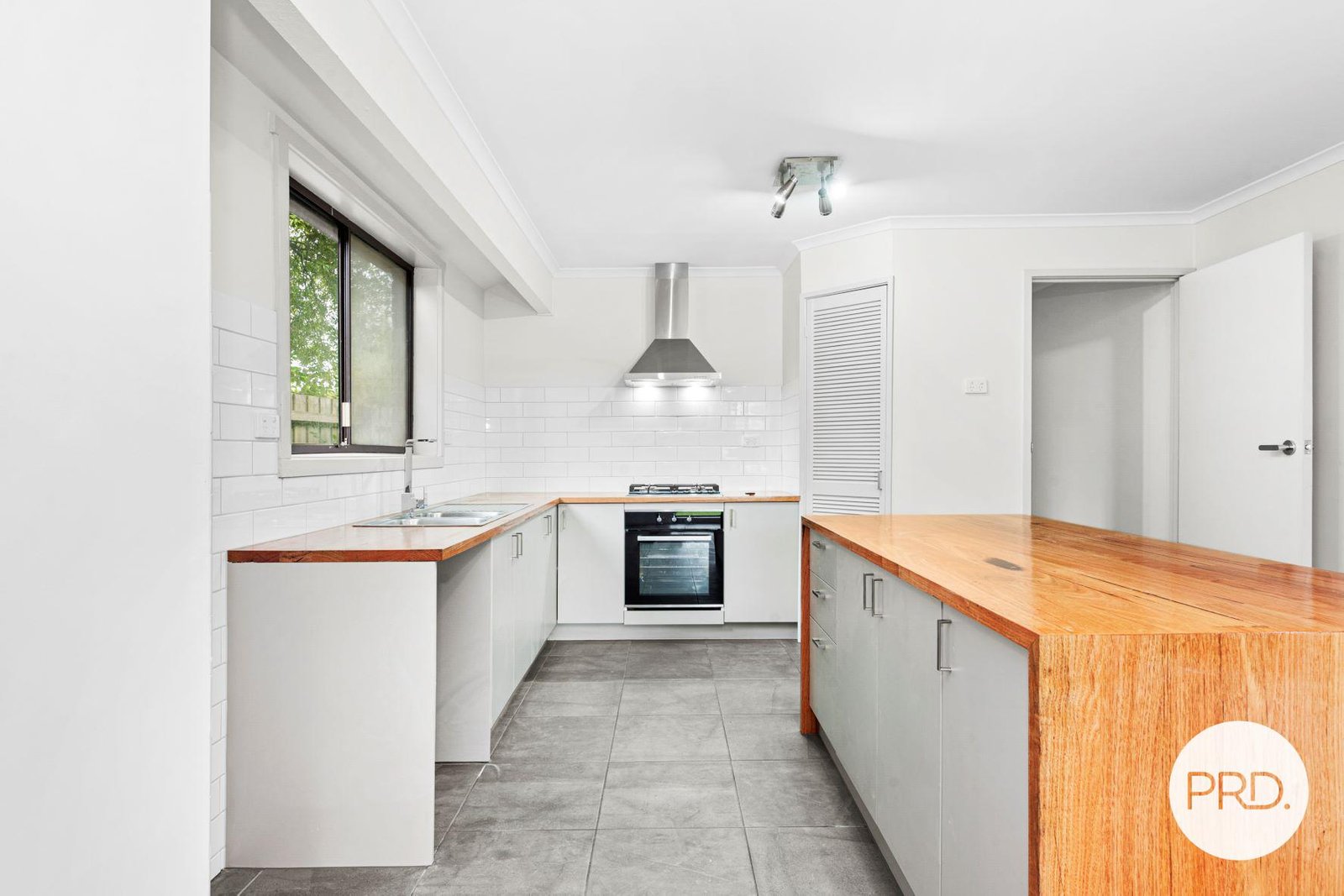 5 Corryong Court ALFREDTON 6