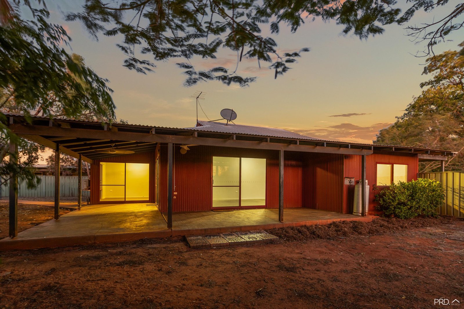 5 Cotter Court CABLE BEACH 21