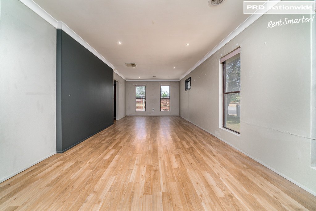 5 Crisp Drive FLOWERDALE 8