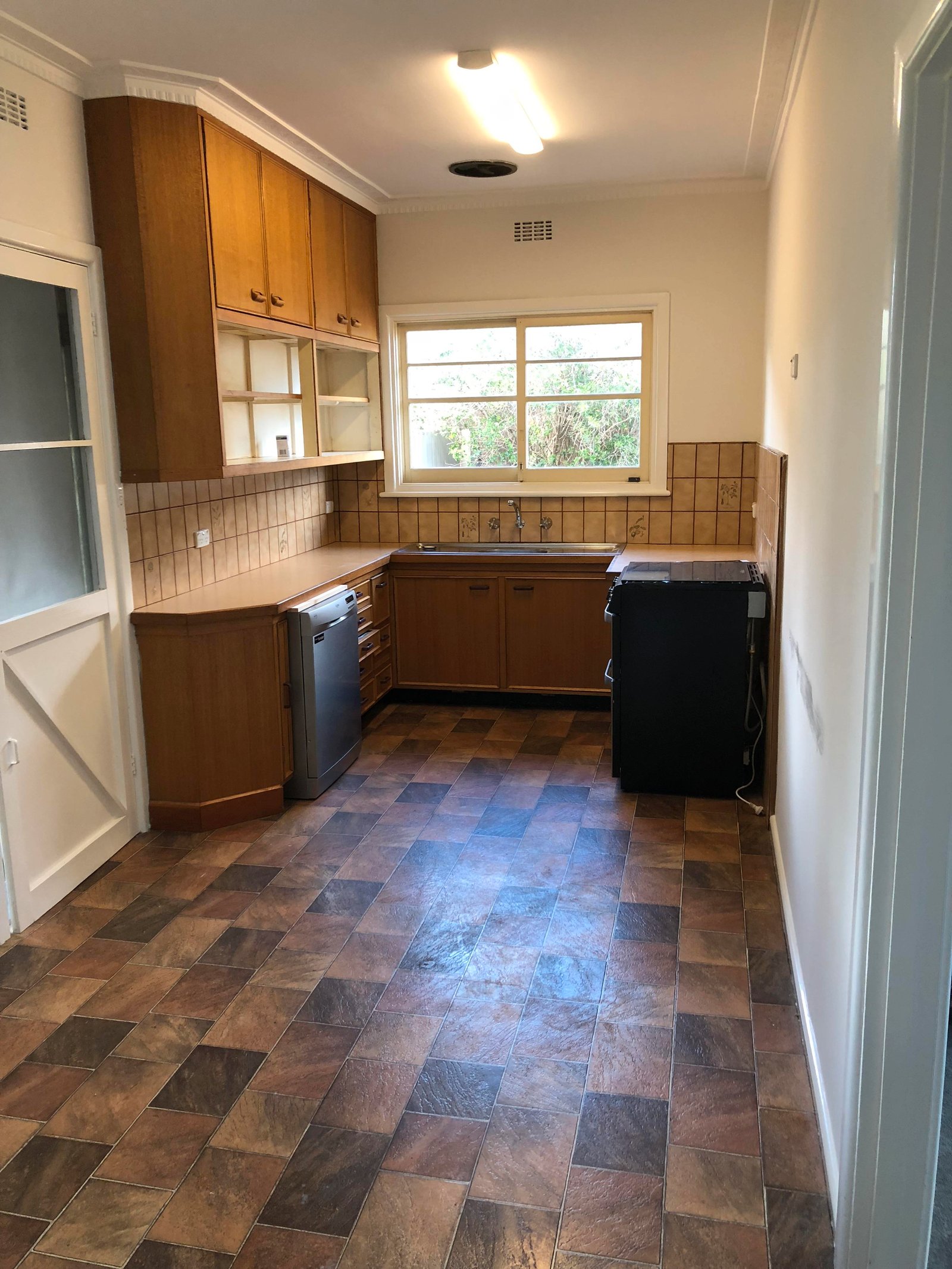 Gallery: 5 Crosbie Road
