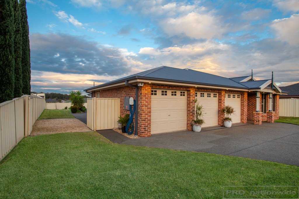 5 Crothers Street RUTHERFORD 2