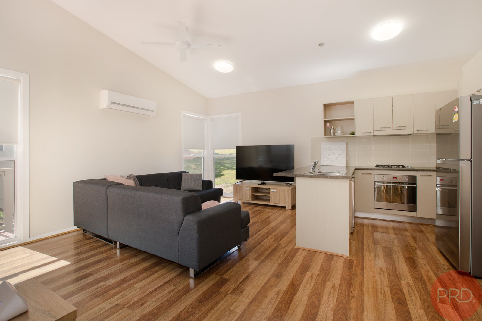 5 Crown Close RUTHERFORD 2