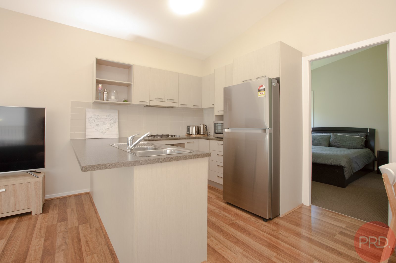 5 Crown Close RUTHERFORD 5