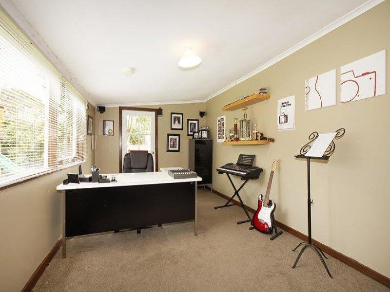 Gallery: 5 Cummins Road