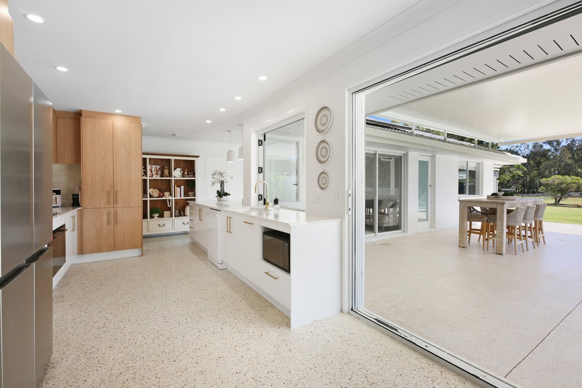 5 Daffodil Street Tallebudgera 11