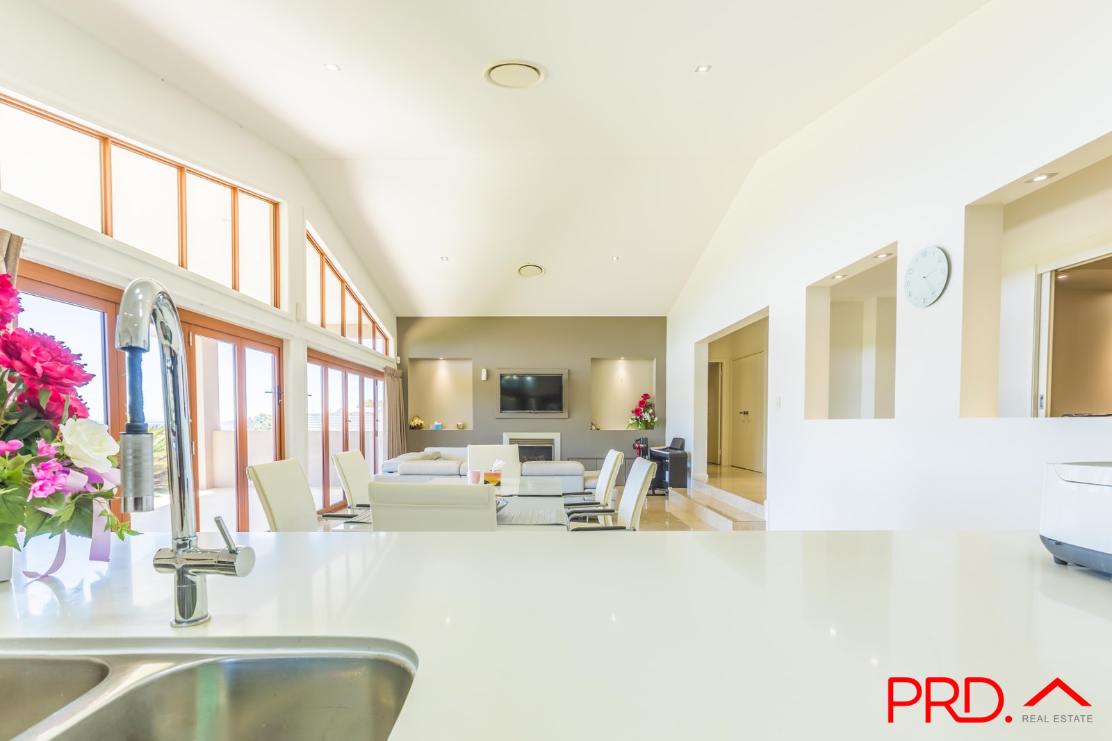 5 Daintree Circuit TAMWORTH 12