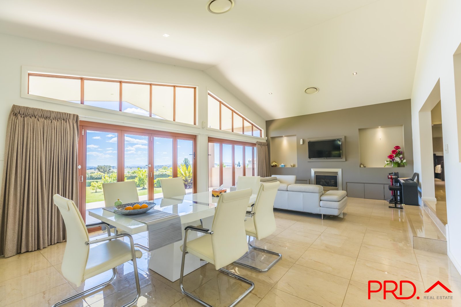 5 Daintree Circuit TAMWORTH 13