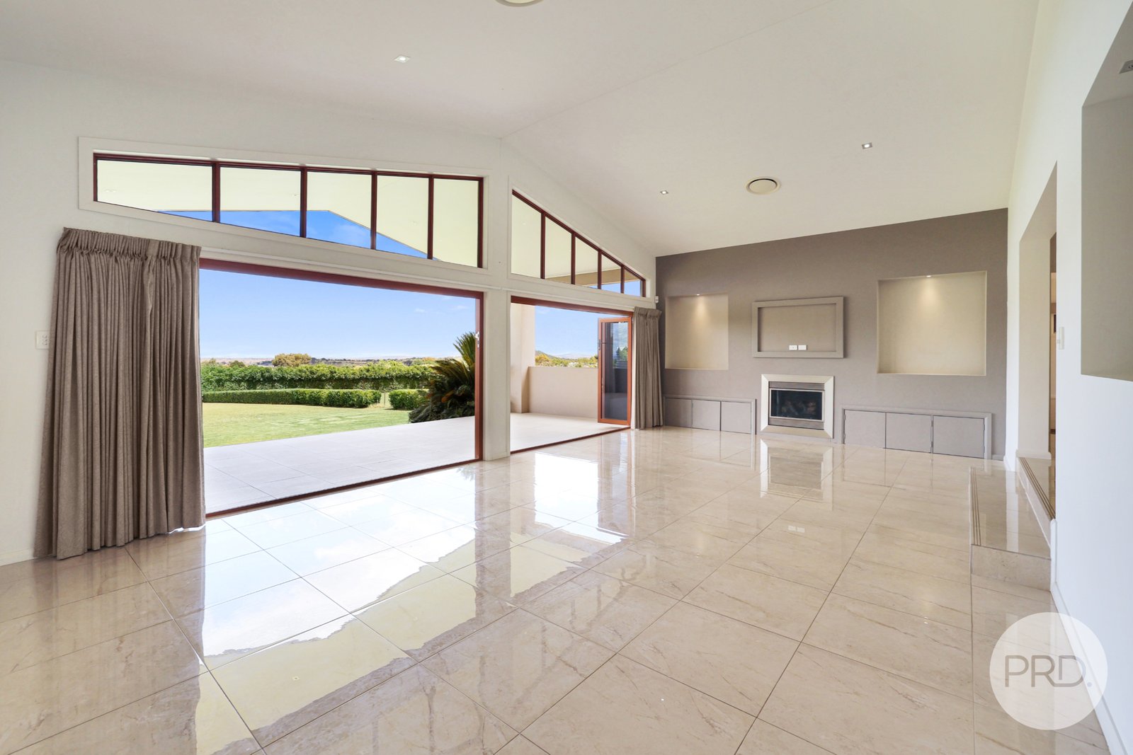 5 Daintree Circuit TAMWORTH 13