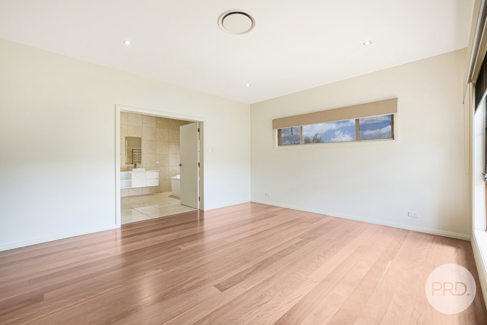 5 Daintree Circuit TAMWORTH 19