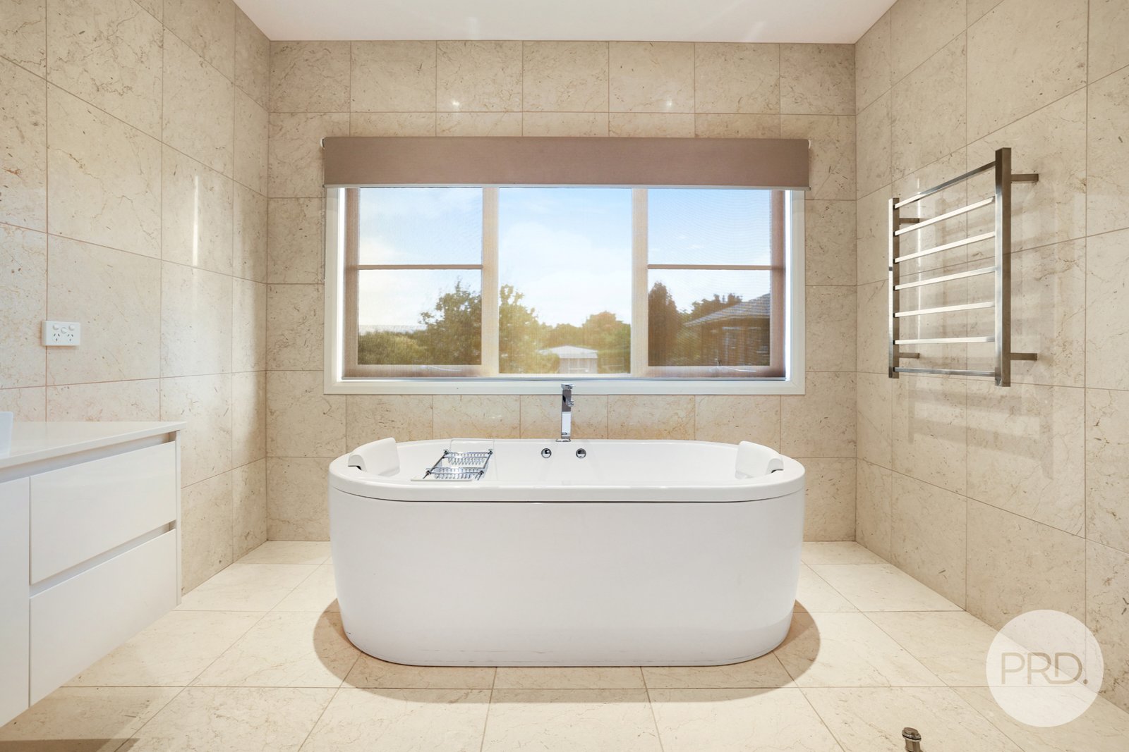 5 Daintree Circuit TAMWORTH 22