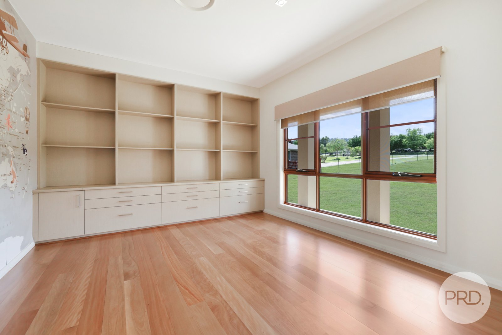 5 Daintree Circuit TAMWORTH 23