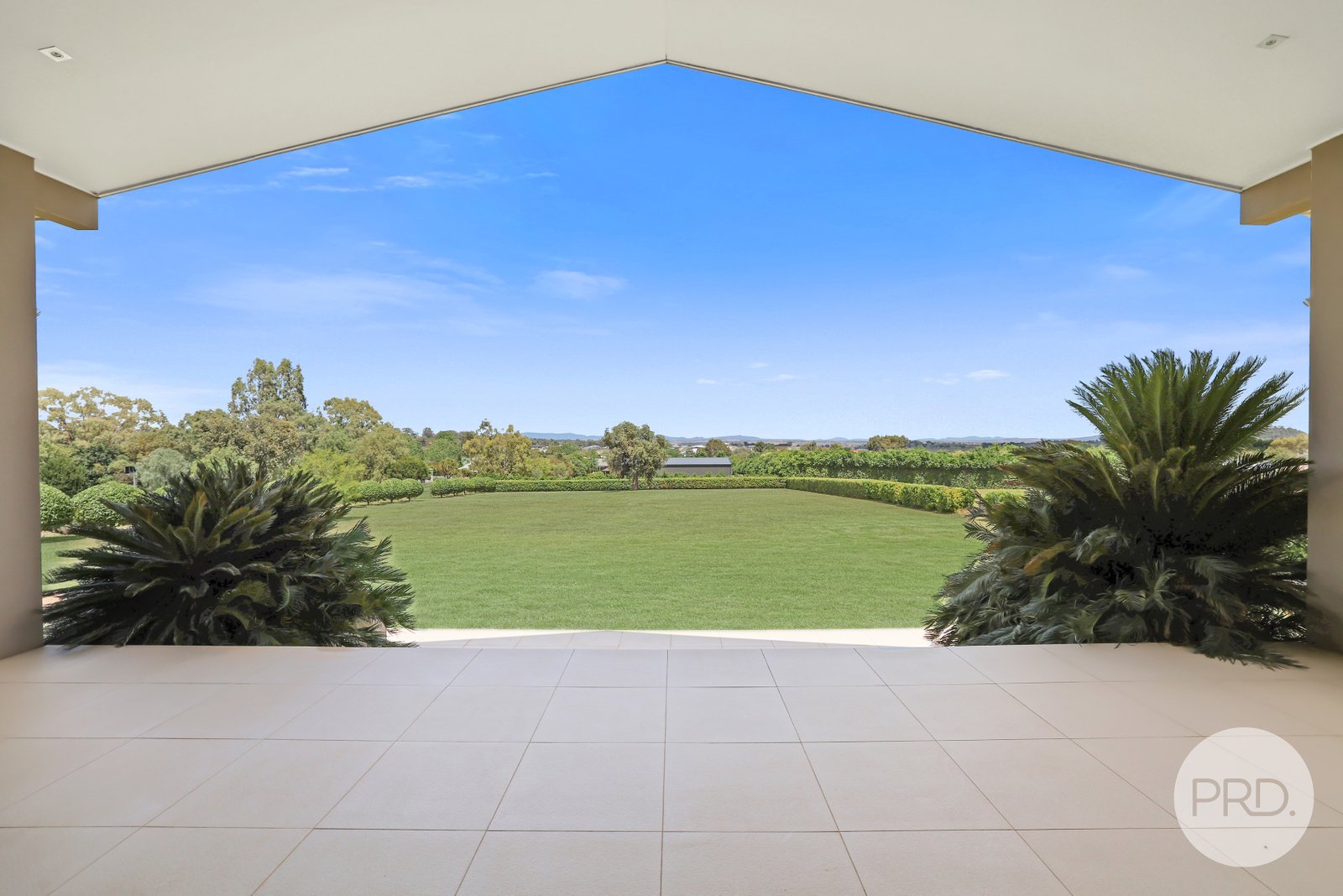 5 Daintree Circuit TAMWORTH 32