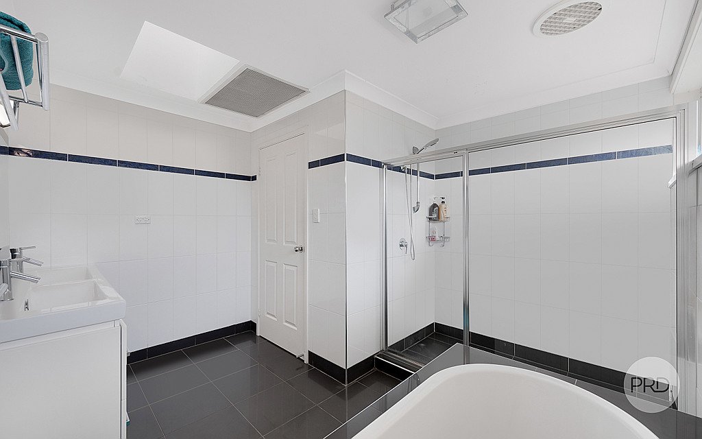 5 Dampier Avenue WERRINGTON COUNTY 12