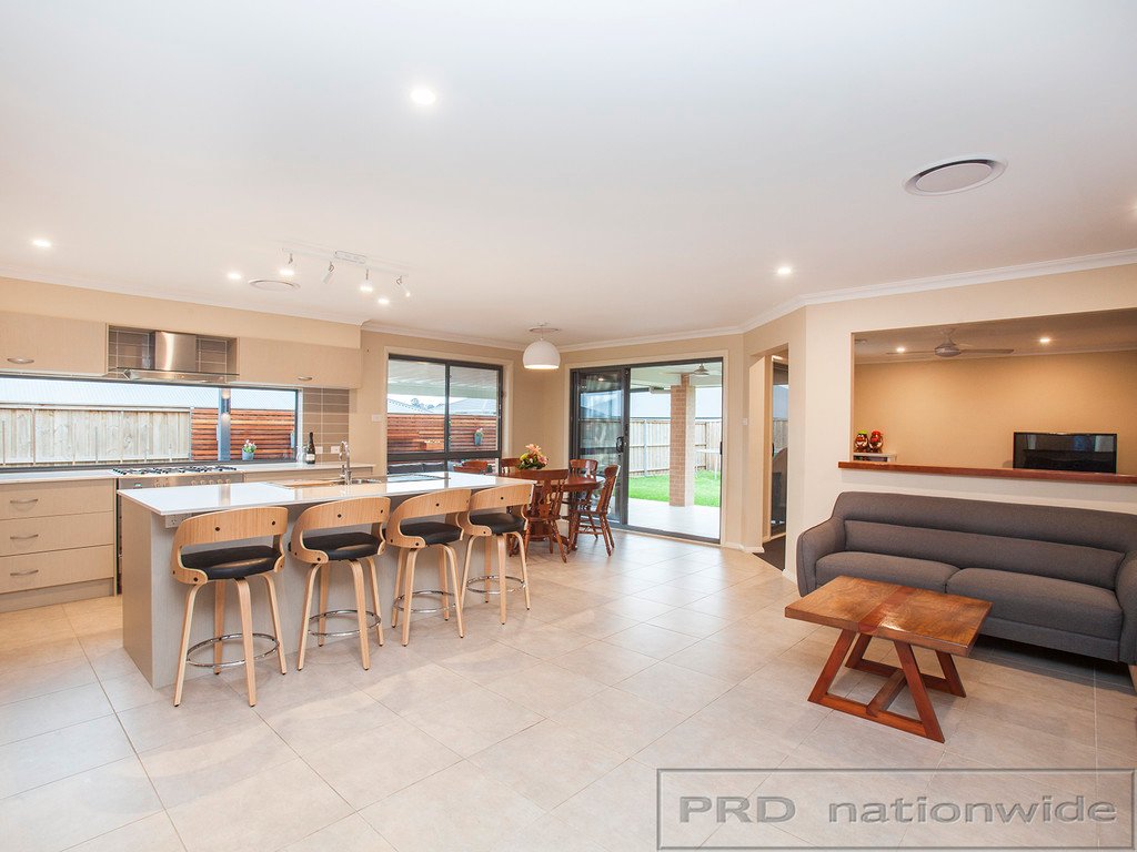 5 Damsel Street CHISHOLM 9