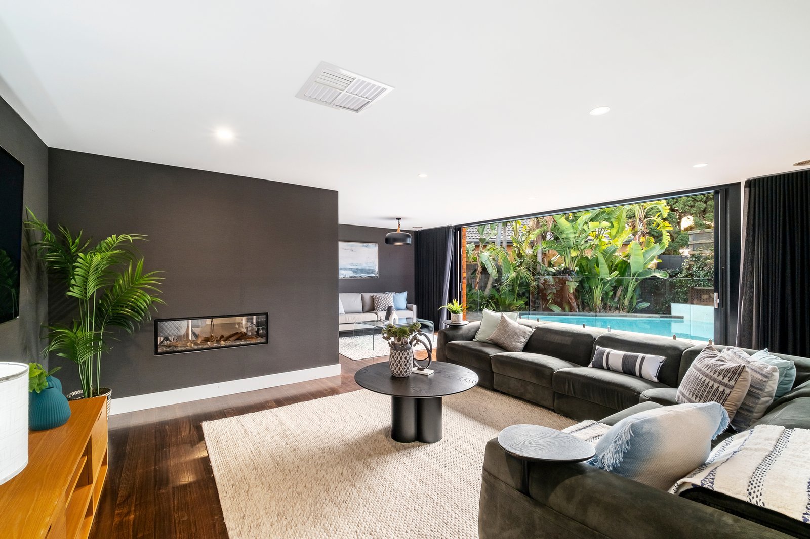 Gallery: 5 Danielle Close