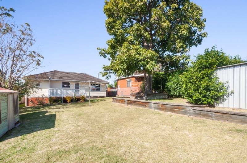 5 Darly Avenue KANAHOOKA 6