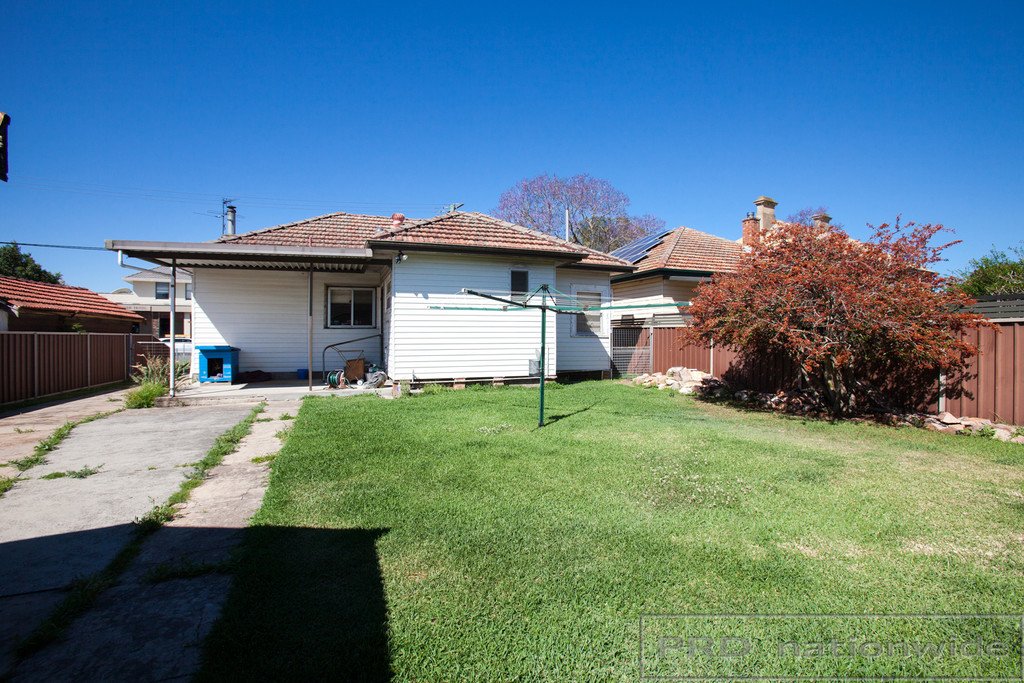 5 Day Street EAST MAITLAND 4