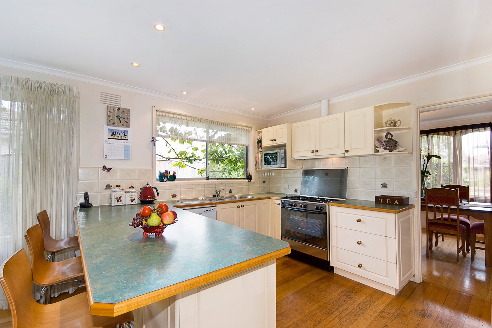 Gallery: 5 Debbie Court