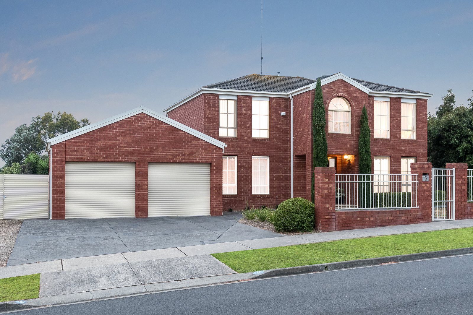 Gallery: 5 Dendle Street