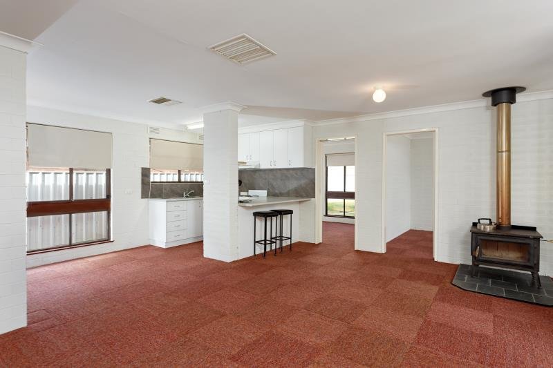 5 Derna Place ASHMONT 2