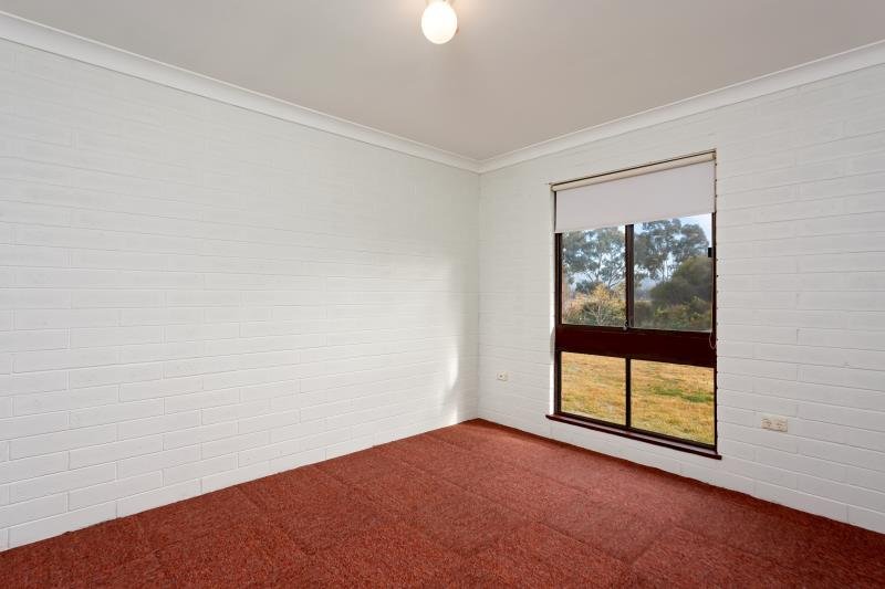 5 Derna Place ASHMONT 6