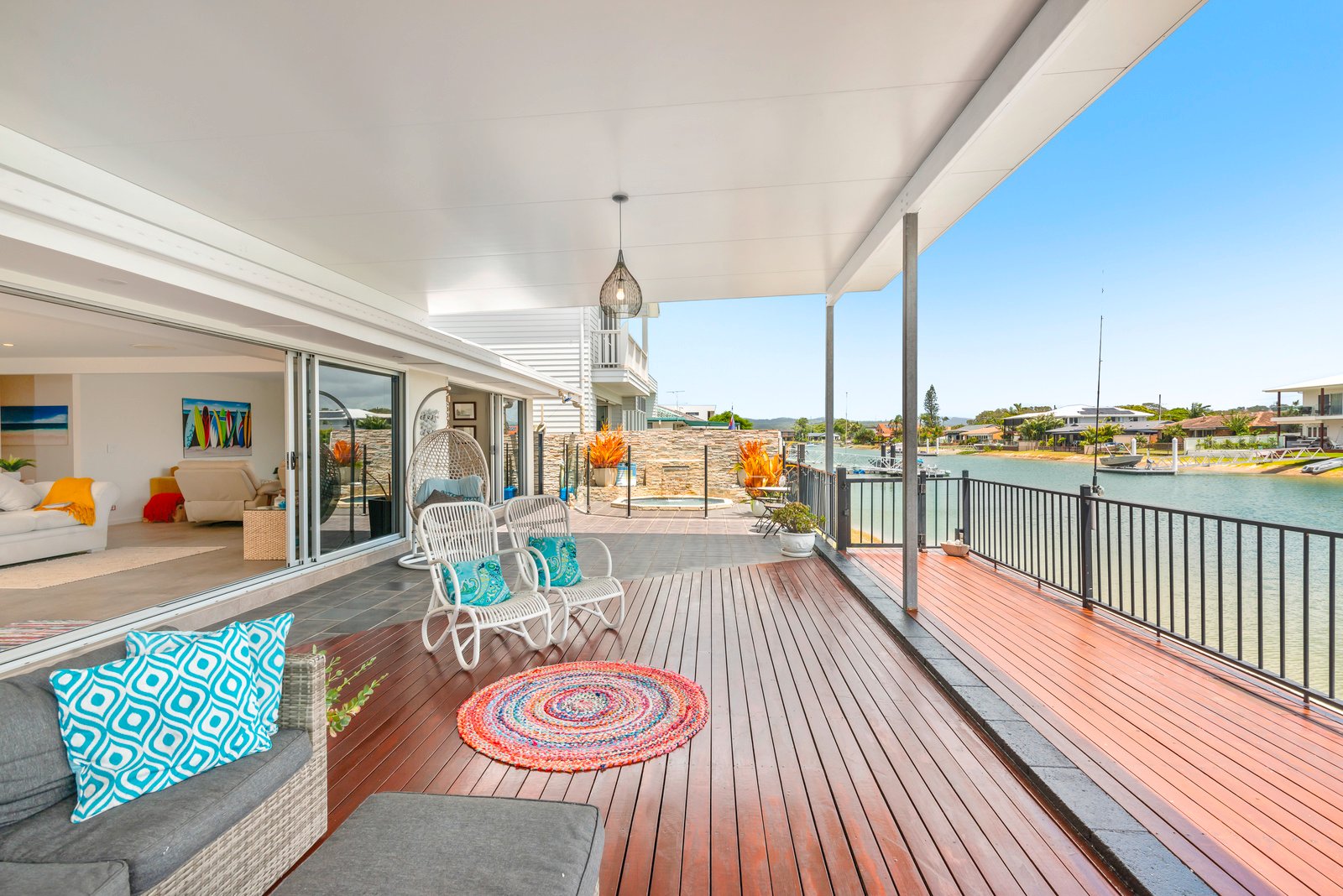 5 Dolphin Court PALM BEACH 3