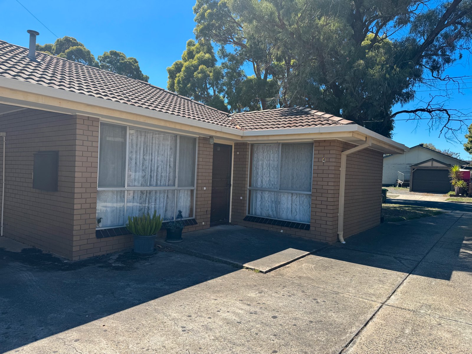 5 Dover Street WENDOUREE 3