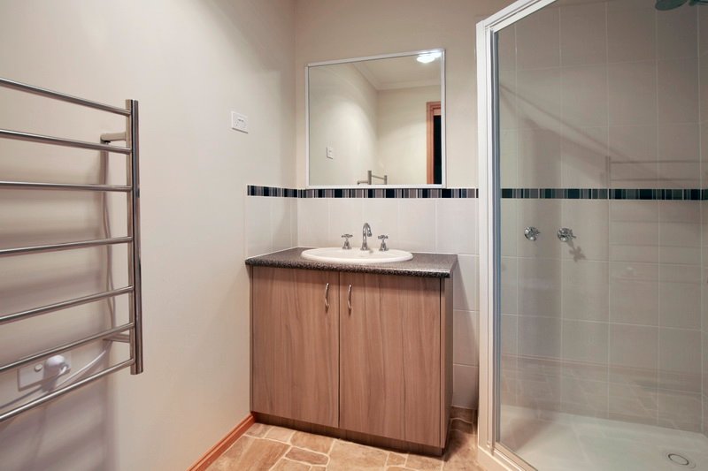 Real Estate and Property in 5 Duffy Street, Woodend, VIC