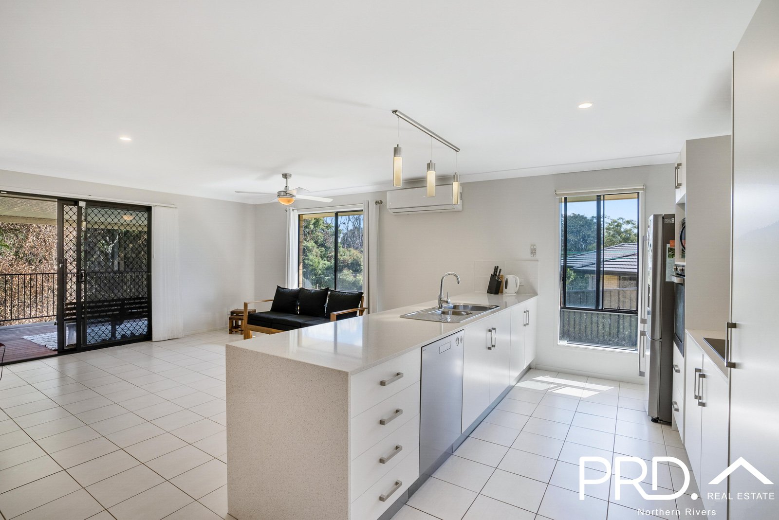 5 Earls Court GOONELLABAH 4