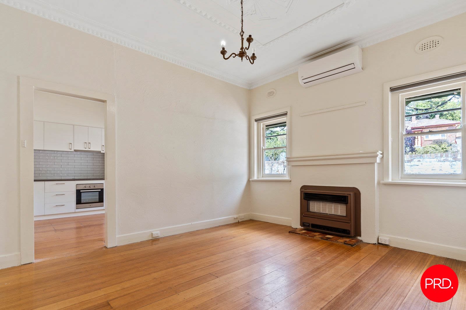 5 Echuca Street QUARRY HILL 3