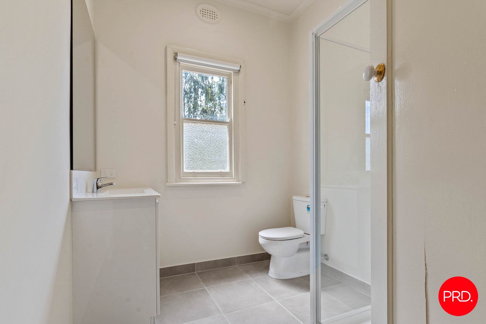 5 Echuca Street QUARRY HILL 8