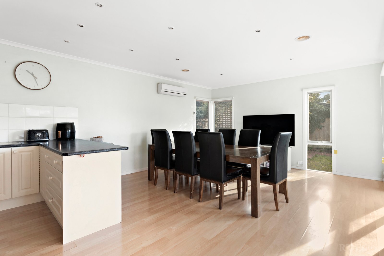 Real Estate and Property in 5 Edgewood Avenue, Burwood East, VIC