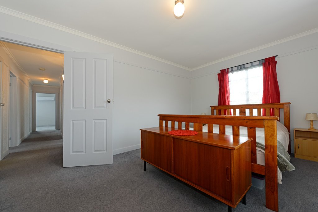 5 Edinburgh Crescent GOODWOOD 6