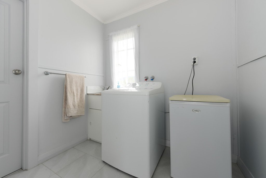 5 Edinburgh Crescent GOODWOOD 10