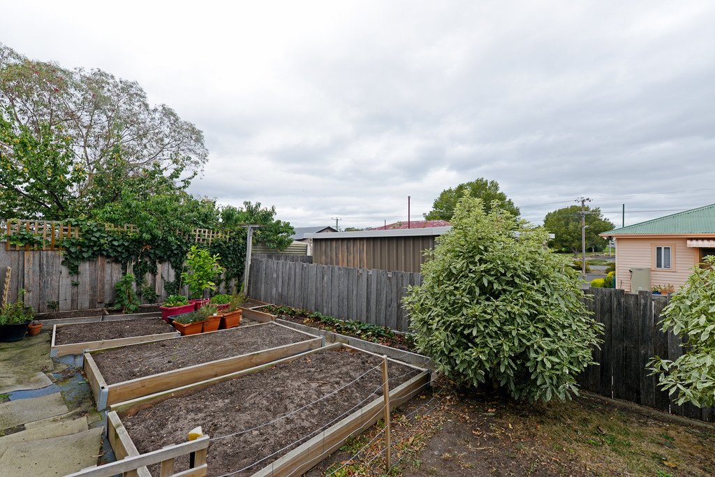 5 Edinburgh Crescent GOODWOOD 12