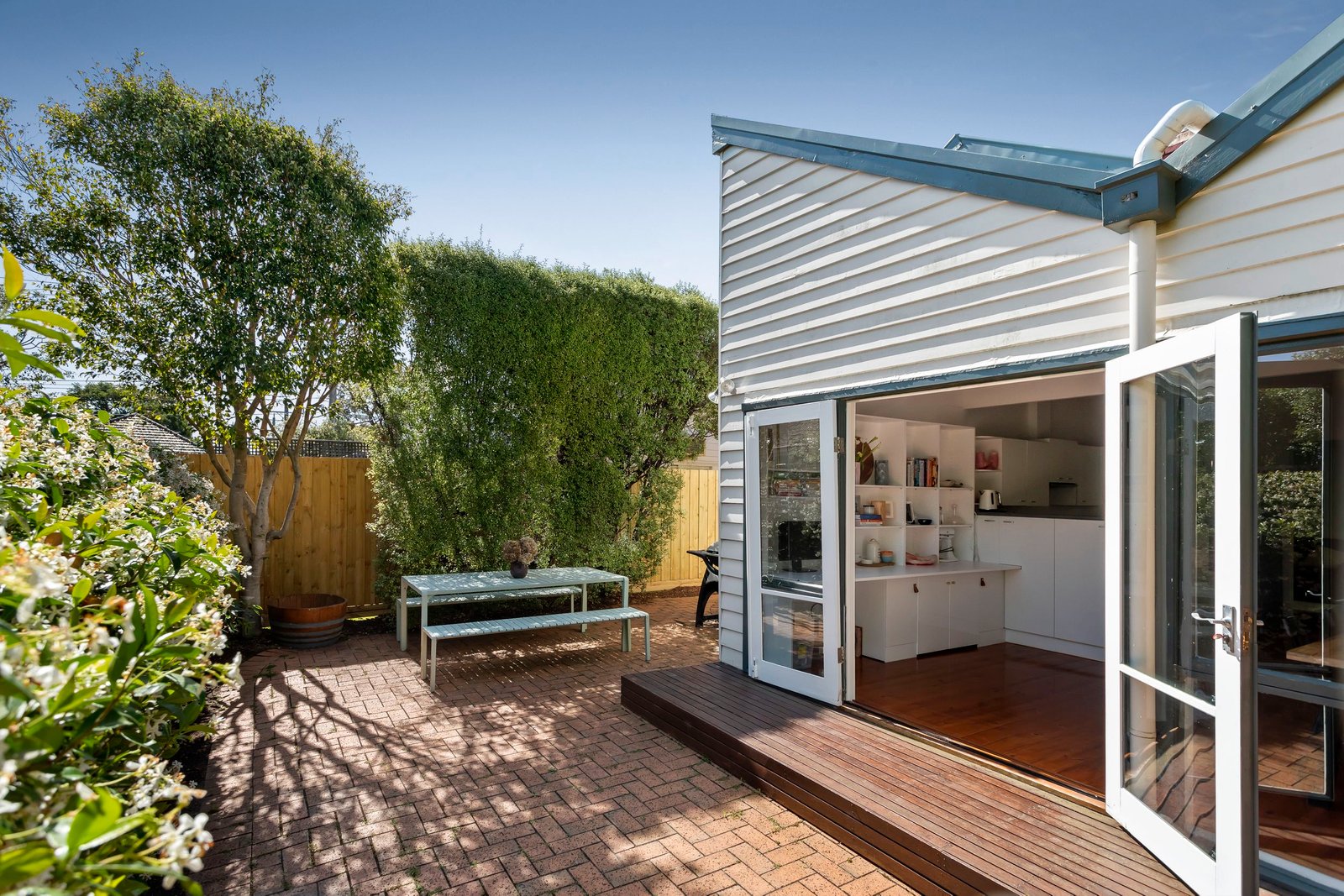 Real Estate and Property in 5 Edward Street, Elsternwick, VIC