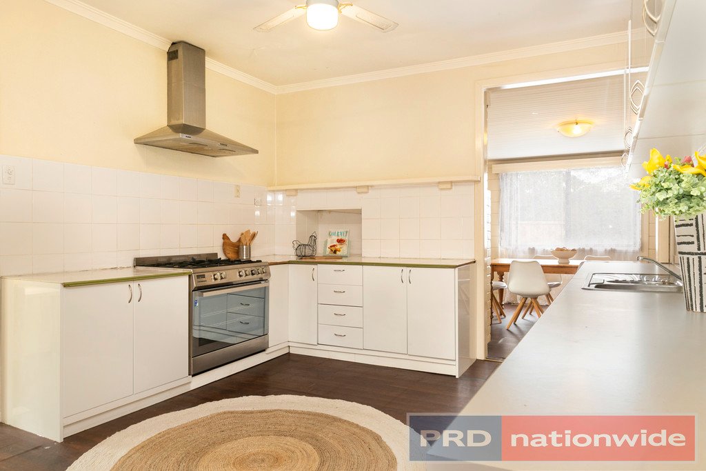 5 Edwards Street SEBASTOPOL 2