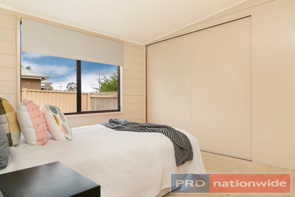 5 Edwards Street SEBASTOPOL 8