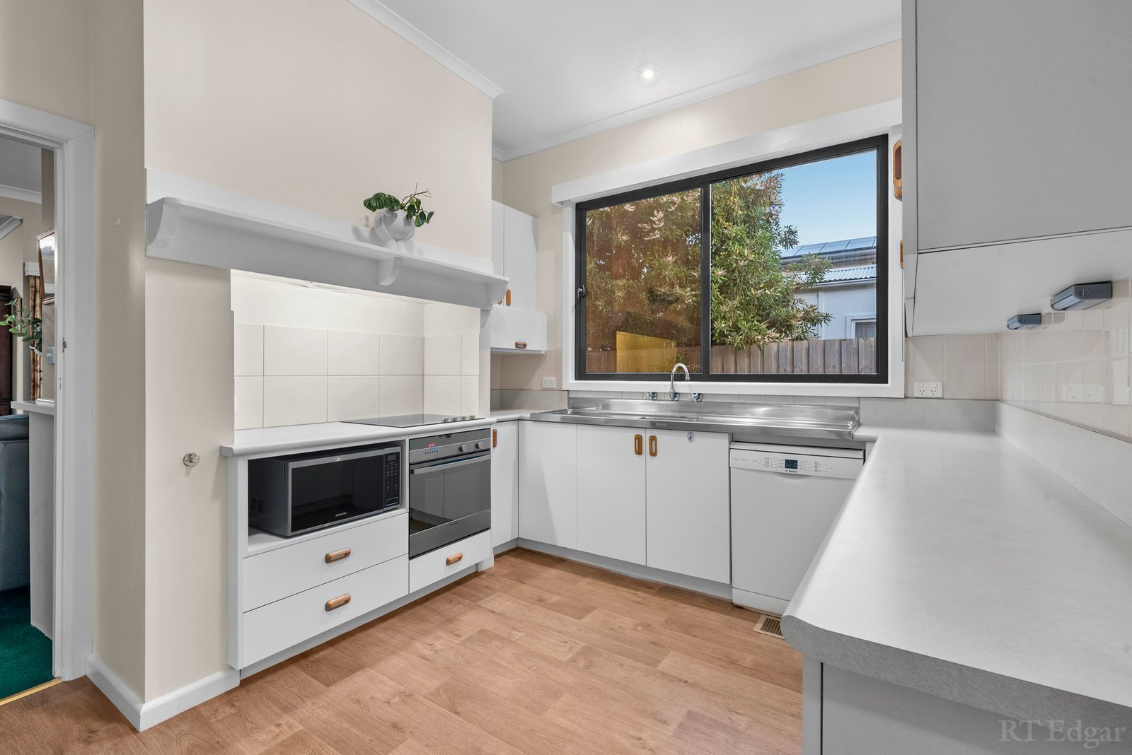 Real Estate and Property in 5 Elizabeth Street, Point Lonsdale, VIC