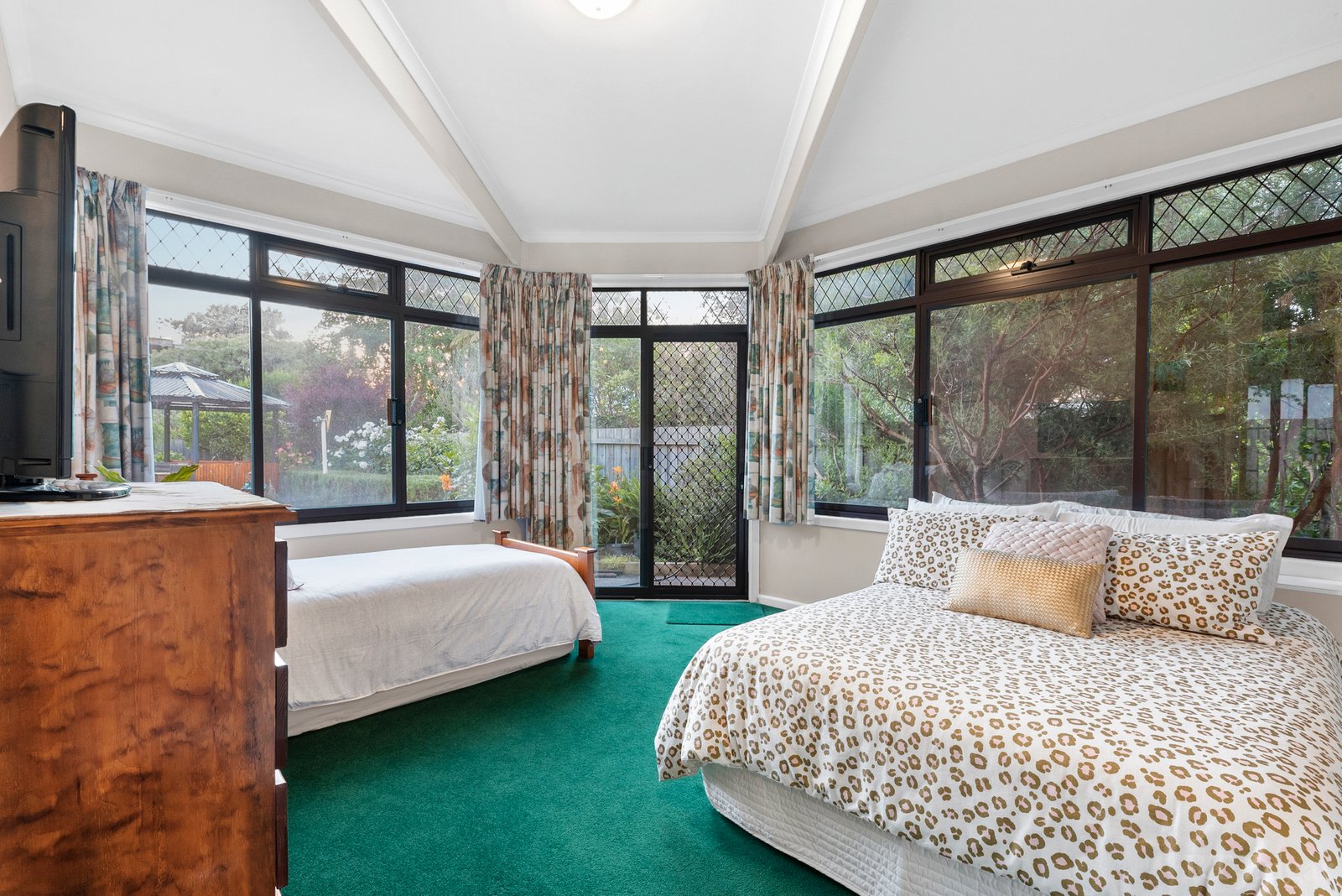 Real Estate and Property in 5 Elizabeth Street, Point Lonsdale, VIC