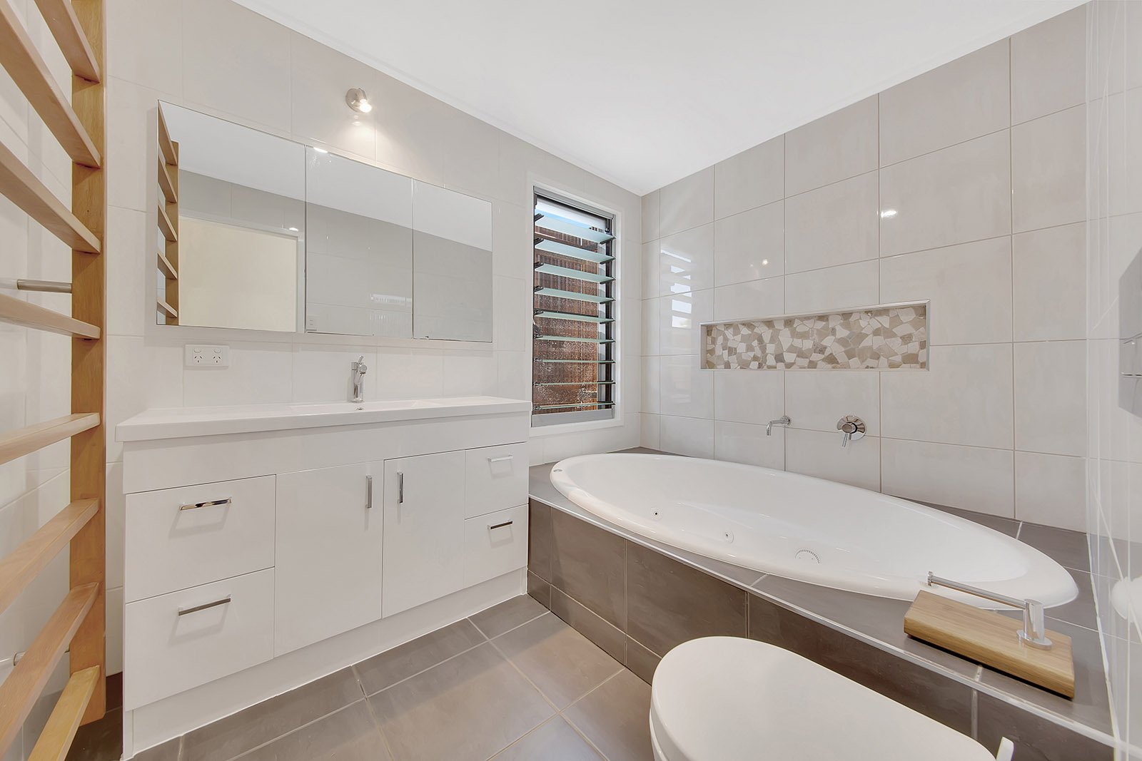 5 Elizabeth Street TANNUM SANDS 2